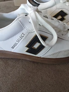 Herren Größe 9,5 Lotto Brasil Leggenda weiß Leder Tennisschuhe, neu im Karton - Bild 1 von 9