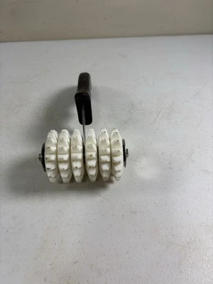 Докер для теста ролик для пиццы пирога корочки дырокола инструмент для выпечки хлеба выпечки - Изображение 1 из 4