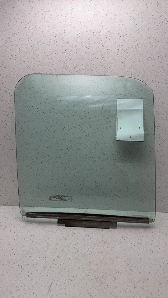 1975-1991 Ford FORD VAN E150 Right Front Door Glass/window — 第 1/4 张图片