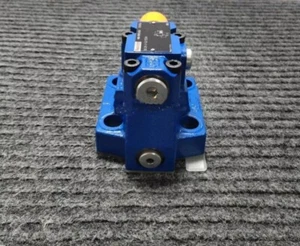 Valvola di troppopieno Rexroth R900516184 DB20-2-5X/350X - Foto 1 di 2