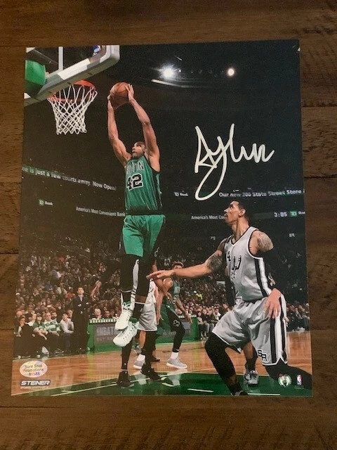 Foto autografiada de 8x10 de los Celtics de Al Horford Foto 1 de 1
