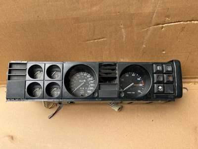 ROVER SD1 SMITHS EARLY DASH & CLOCK CLUSTER  8 CYLINDER - Image 1 of 4