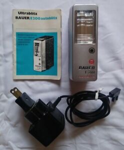 Vintage German Ultrablitz Bauer E200 Autoblitz Flash w/ Cord & Manual