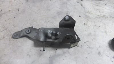 Suporte de montagem 07 Suzuki GSF1250 GSF 1250 S Bandit  - Imagem 1 de 3