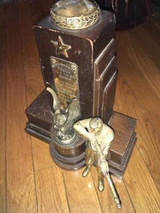 Vintage schwerer Nussbaum Druckguss Ziel Schießpokal reparaturbedürftig - Bild 1 von 16