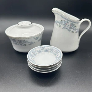 Crema y azúcar de porcelana fina LiLing y 4 mini platos patrón Yung Shen Dorchester - Imagen 1 de 13
