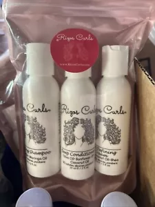 Rizos Curls Travel confezione da 3 - shampoo idratante, condizioni profonde, crema arricciacapelli 2 once Ciascuno - Foto 1 di 2