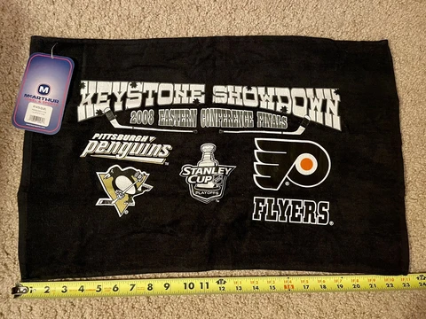 NWT 2008 NHL Keystone Showdown Pittsburgh Penguins vs Philly Flyers Rally Towel Cover