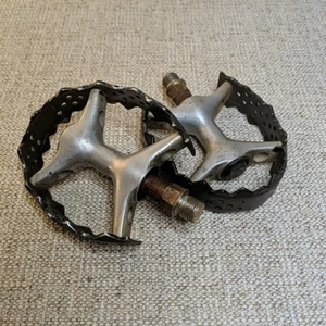 Bianchi Bear Claw Mountain Bike Pedals  - Picture 1 of 5