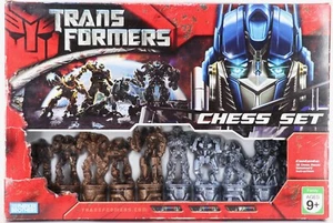 TransFormers Chess Set 2007 Parker Brothers - Picture 1 of 9