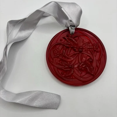 Lalique 2017 'Entrelacs' Rouge/Red Holly & Berries adorno anual de Navidad Foto 1 de 3
