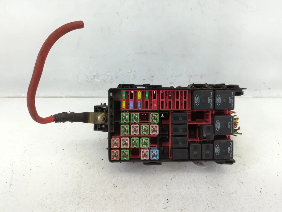 2004-2011 Lincoln Town Car Fusebox Fuse Box Relay Module R2118-026 K95EL - Image 1 of 4