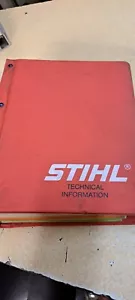 Stihl Servicehandbücher -11- im Ordner - ältere Modelle - Bild 1 von 14
