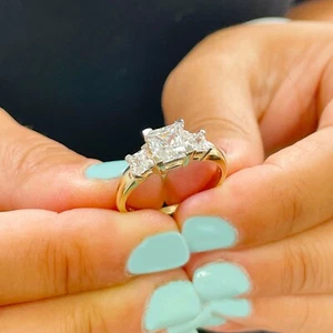 IGI CERTIFIED 14K YELLOW GOLD PRINCESS DIAMOND ENGAGEMENT RING THREE STONE 2.00 - Picture 1 of 12