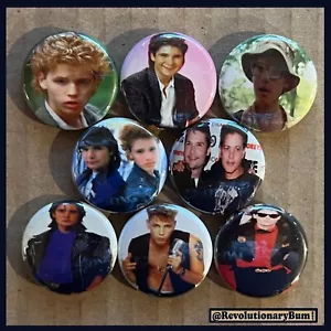 Corey Haim & Corey Feldman - bottoni da 1" - confezione da 8 - Foto 1 di 2