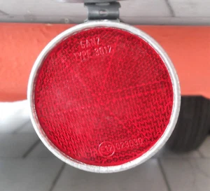 Rückstrahler Katzenauge Oldtimer Wartburg Trabant IFA u.A. SW10050 - Bild 1 von 3
