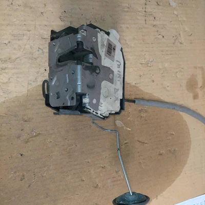 Serratura porta ant. DX MINI MINI Clubman (R55 LCI) 2.0 16V Cooper SD Sw - Immagine 1 di 4