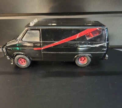 1983 A-TEAM Van ERTL Vintage 1:18 Scale Metal Sliding Door 11" Missing Driver - Image 1 of 4