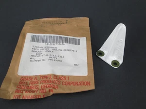 New NOS Honeywell Aerospace Angle Bracket 3862378-1 Airplane Aviation Part - Picture 1 of 10