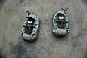 21 INDIAN CHALLENGER BREMBO FRONT BRAKE CALIPERS E-4932 - Picture 1 of 7