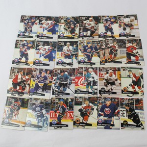 1991 NHLPA Pro Set Hockey Cards Stars HOF Commons NHL 100 Trading Cards