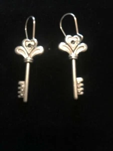 Heart key earrings silver metal - Picture 1 of 2