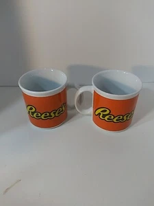 Reese's Peanut Butter Cup 2 Mugs Galerie Candy Mugs Coffee New No Box - Picture 1 of 3