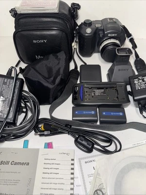 Sony CD Mavica MVC-CD500 5.0MP Digital Camera W/ Case/Bag 2 Batteries Charger - Image 1 of 4