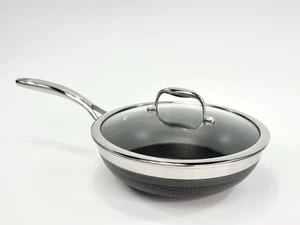 Hexclad Hybrid Antihaft 12 Zoll Wok, Stay-Cool Griff, spülmaschinenfreundlich, Backofen - Bild 1 von 11