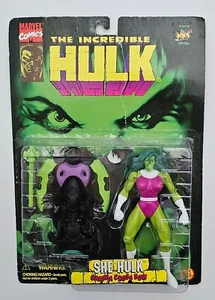 MOC The Incredible Hulk Toybiz She-Hulk Figur Kartenschaden - Bild 1 von 2