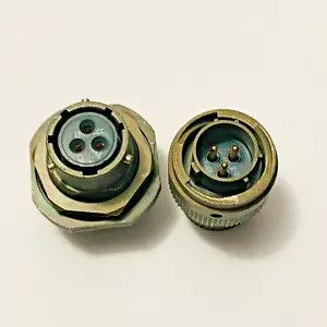 Amphenol Industrial PT06A-12-3S 3 Position Circular Socket 12-3S - Picture 1 of 10