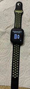 Apple Watch Series 5 44mm Gps-LTE - Picture 1 of 2