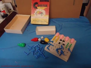 Vintage 1949 The Game of Cootie Original Box Schaper 100% Complete - Picture 1 of 7