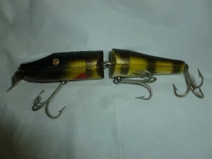 Vintage 4-1/2 Inch Plastic Creek Chub Pikie Fishing Lure  Lot H-482 - Picture 1 of 11