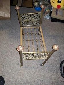Antique Vtg Salesman Sampler Brass Ornate Birds Metal Doll Bed Wheels Diva Dog - Picture 1 of 10
