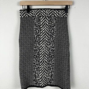 BCBG Maxazria Skirt Size Small Black White Thick Knit Pencil Kasi - Picture 1 of 5