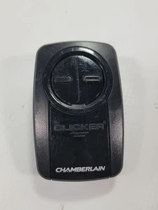 Chamberlain KLIK3U Clicker Universal 2 Botones Abridor de Puerta de Garaje Control Remoto - Imagen 1 de 3