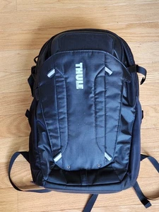 Thule Blur 2 schwarz Wanderrucksack leichter Trinkrucksack 18 Zoll hoch - Bild 1 von 9