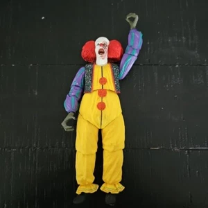 IT Pennywise The Clown Mulit-jointed Figurine - As Is Condition - Picture 1 of 10