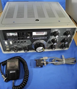 Yaesu FT-101B HF Transceiver Amateur Ham Radio, Mic, AC Cable, CW & SSB Filters - Picture 1 of 19