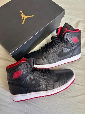 Zapatos Nike Air Jordan 1 Retro 2015 High Snakeskin Bred negros rojos talla 10 (RAROS) Foto 1 de 4