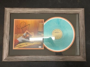 Álbum de vinilo azul piedra lunar firmado por Taylor Swift Midnights con marco de corazón JSA - Imagen 1 de 8