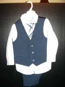 Van Heusen Toddler Boys Sz 12M 4 Piece Suit Navy W/ stripe Tie - Picture 1 of 5