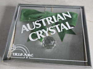Austrian Crystal Ornament - Green Bow - New in box - Picture 1 of 3