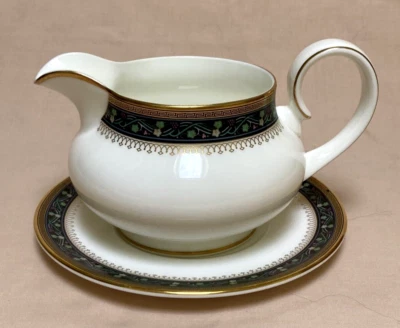 Royal Doulton "Coleridge" (H5147) BARCO GRAVY Y SOPORTE Foto 1 de 2