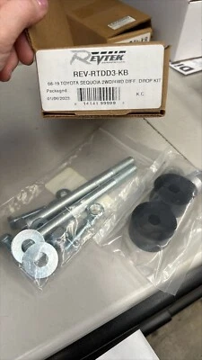 REVTEK DIFF DROP SPACER KIT 07-21 TUNDRA 08-19 SEQUOIA #RTDD3-KB Foto 1 de 4