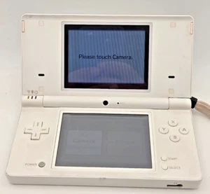 Nintendo DSi WEISS Spielekonsole Handheld  - Bild 1 von 16