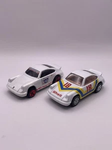 CORGI And Hot Wheels PORSCHE CARRERA SHELL #18 1985 WHITE 1:64 Pair Loose - Picture 1 of 11