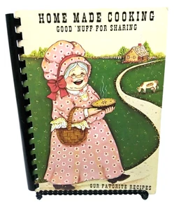 Vintage 1995 Cookbook - Book Of Favorite Recipes - Walmart Dodge City Employees - Picture 1 of 10