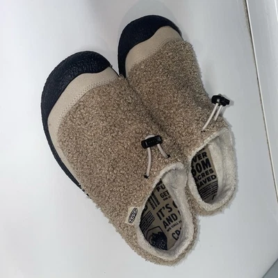 Zapatillas sin cordones Keen Howser para mujer 7,5 marrón tostado Foto 1 de 4